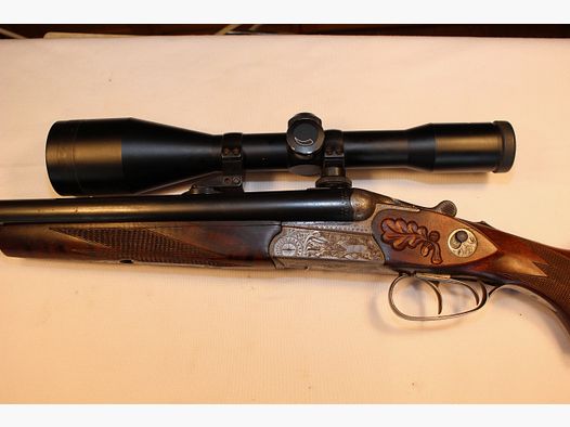 Merkel Drilling im Kaliber 8x57IRS und 12/70.