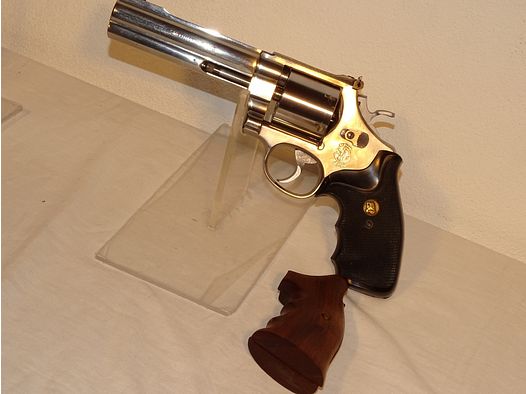 Revolver S&W Mod. 627 Kal. 357 Mag.
