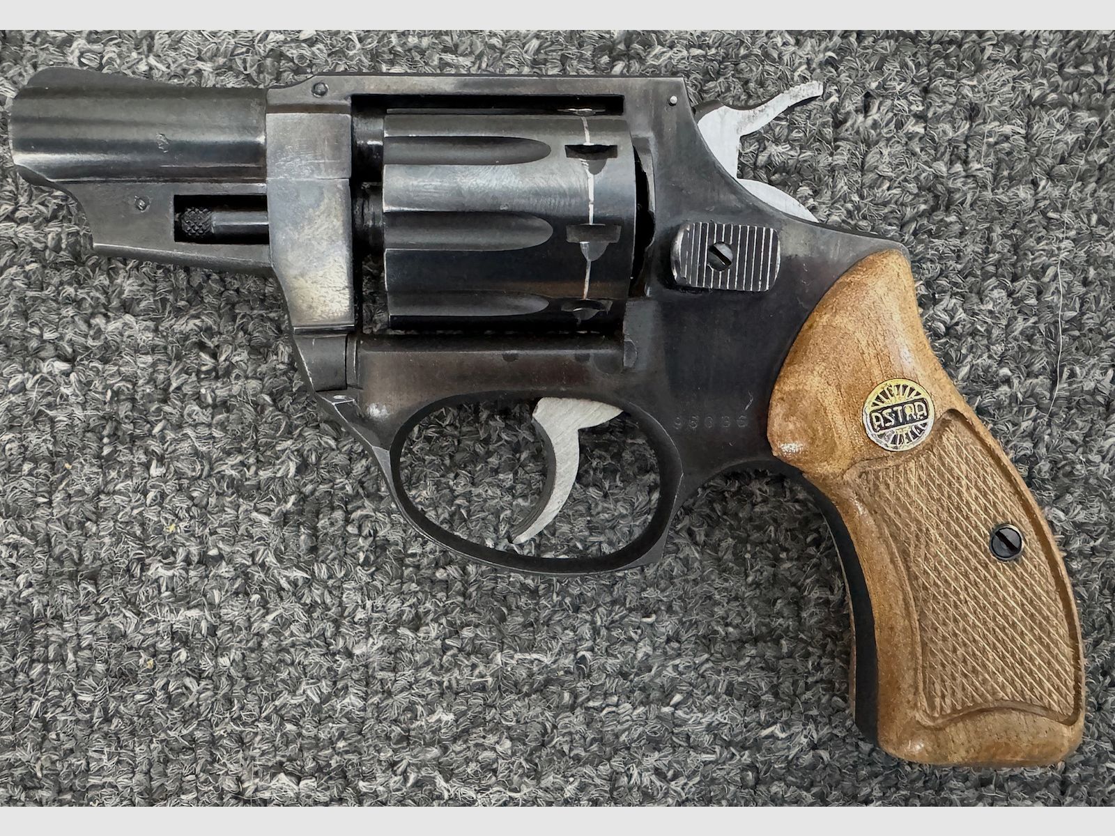 Revolver .22LR Astra