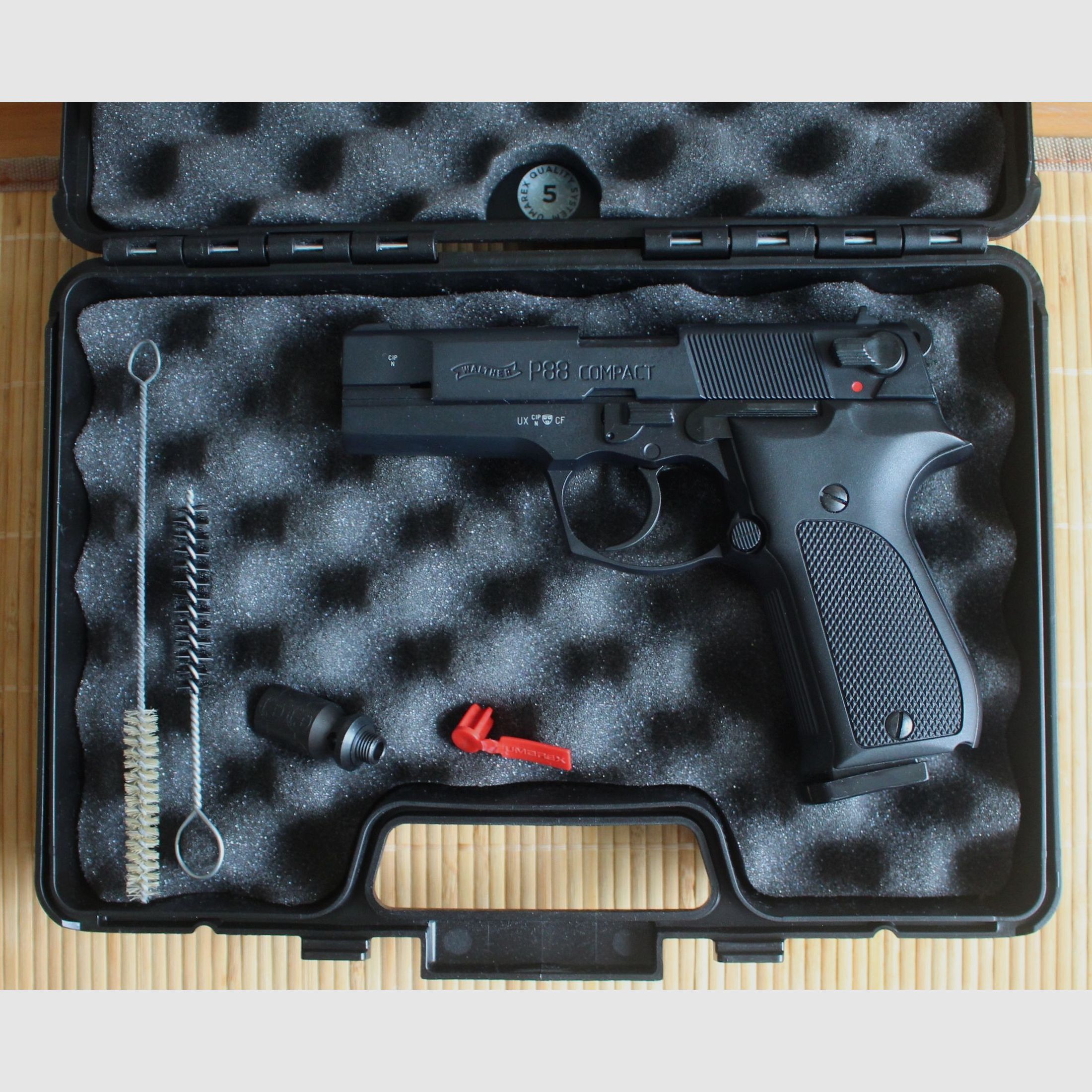 Walther P88 pistolet alarmowy Kaliber P.A.K. 9mm Brüniert