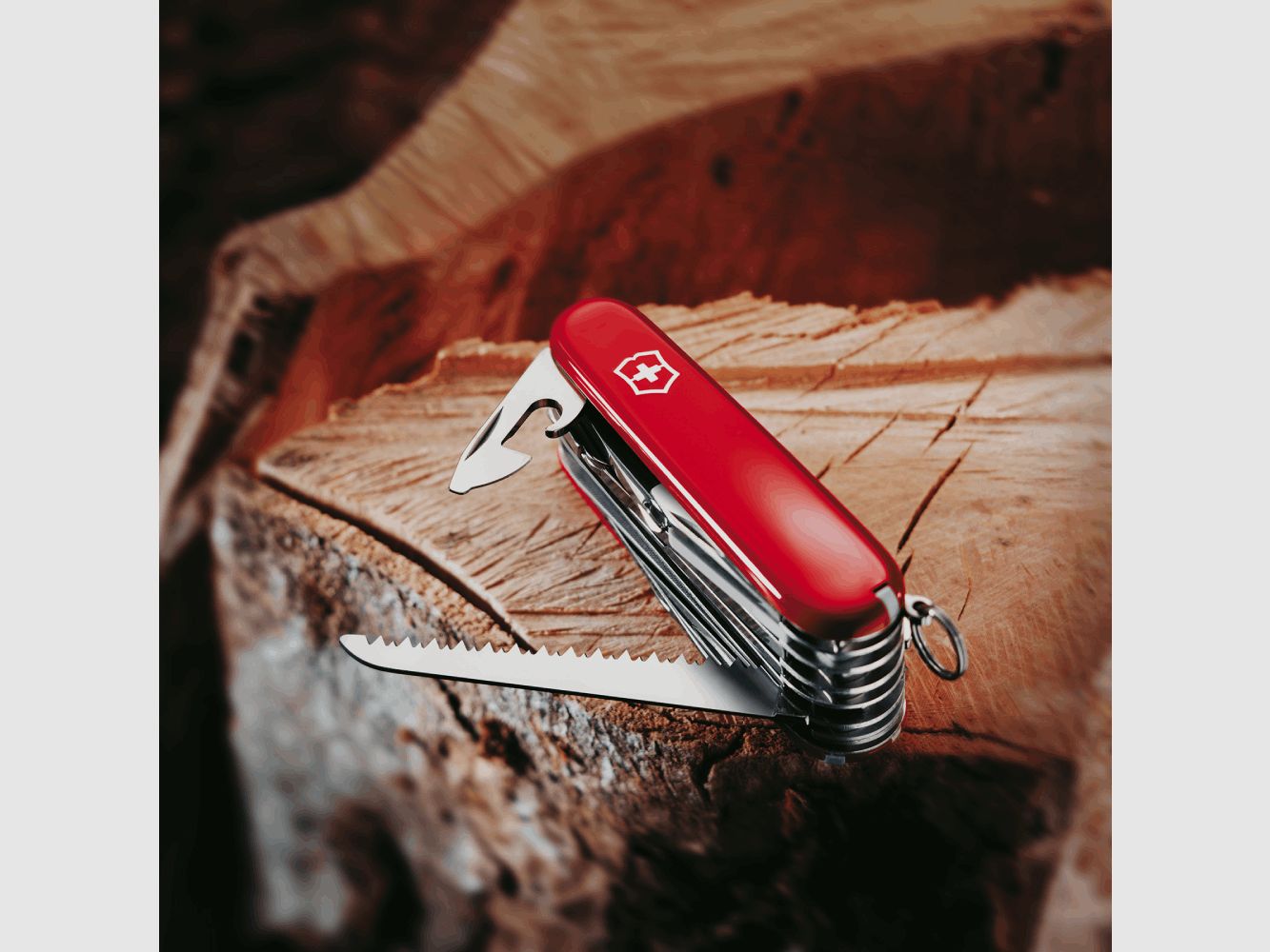 Victorinox Szwajcarski nóż Swiss Champ z 33 funkcjami Czerwony