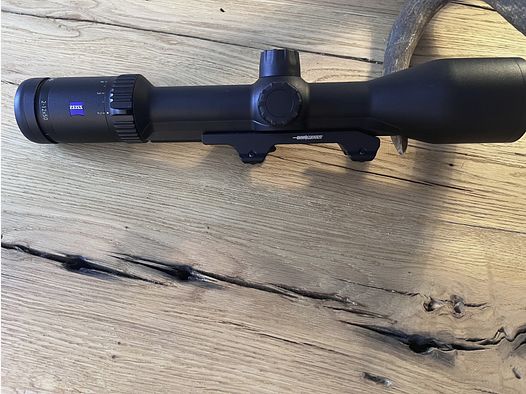 Zeiss Conquest V6 | 2.0-12x50 | Schiene | Rotpunkt | Absehen 60