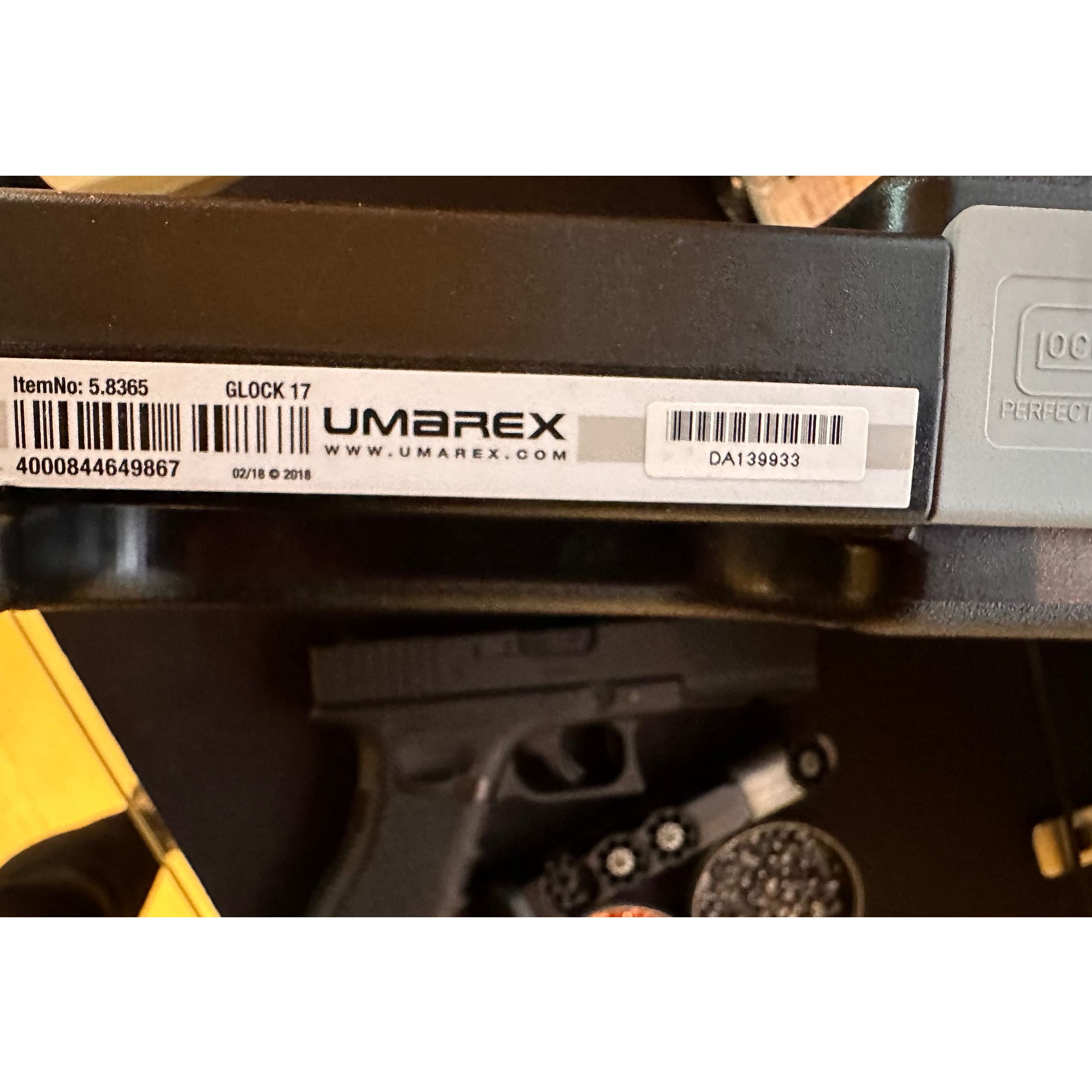 Umarex Glock 17 CO2 Blowback, cal. 4,5mm BB und Diablo ,Magazin defekt  mit Koffer
