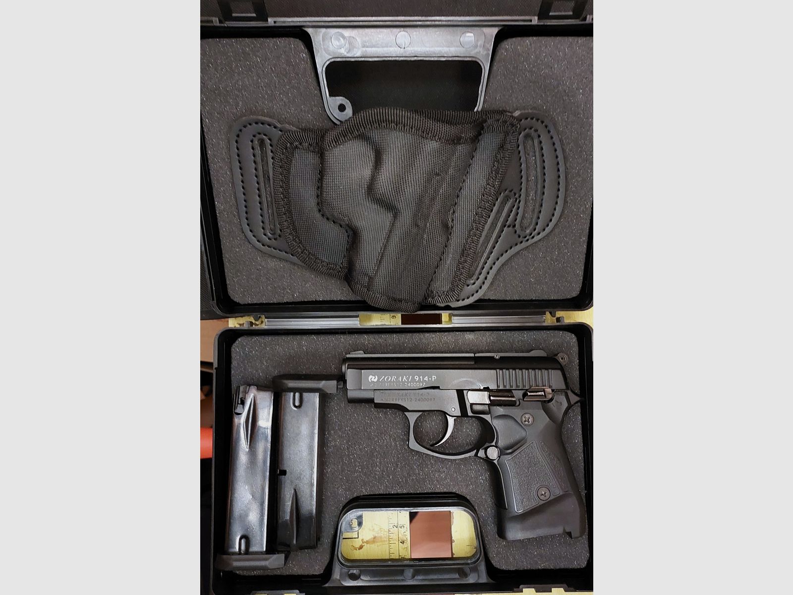 Zoraki 914 Schreckschuss Pistole 9mm P.A.K. brüniert (1070) mit 2 Magazinen und neuem First Strike Holster