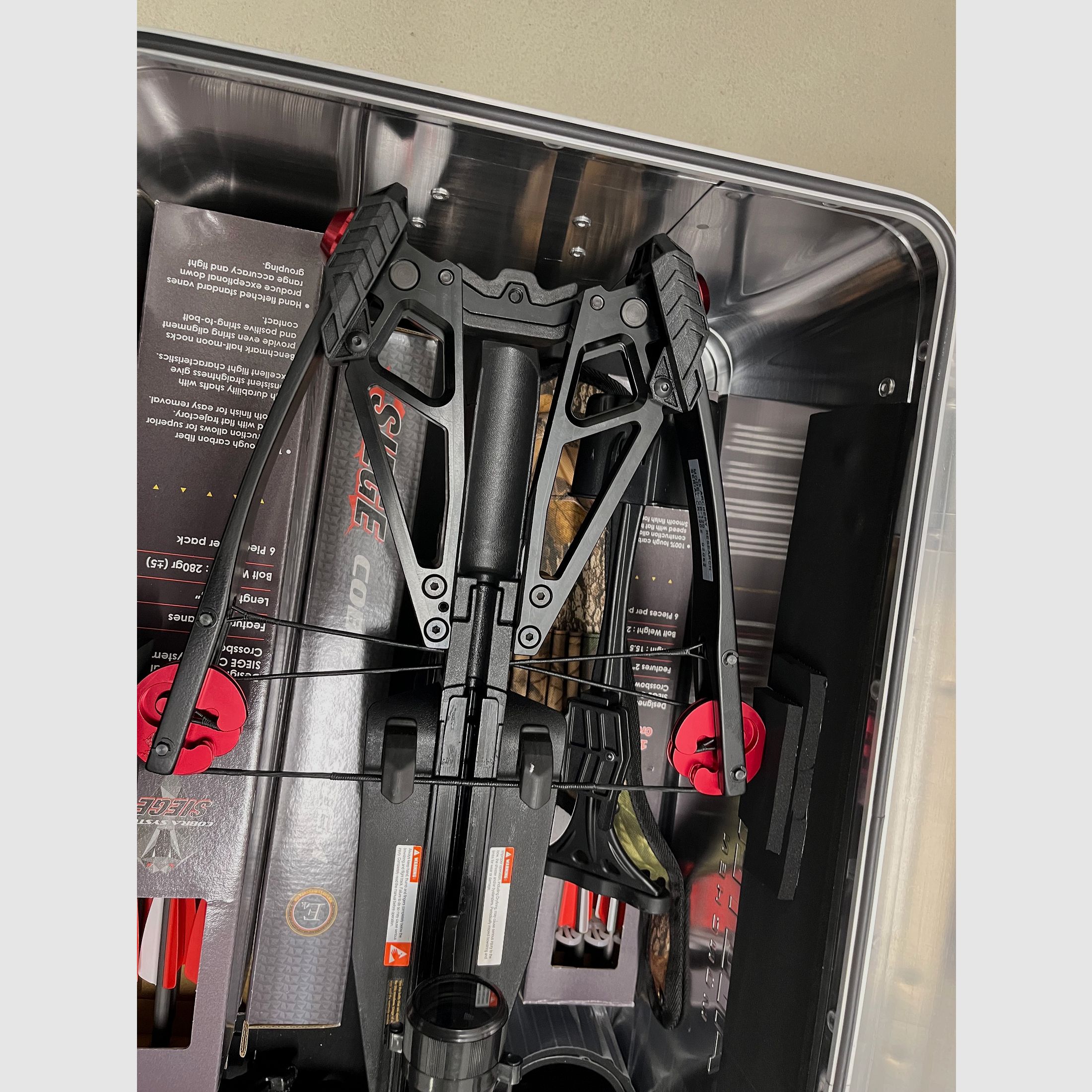 Siege Compound Armbrust von EK Archery im Alukoffer + extra Magazin + Zielfernrohr 4x32