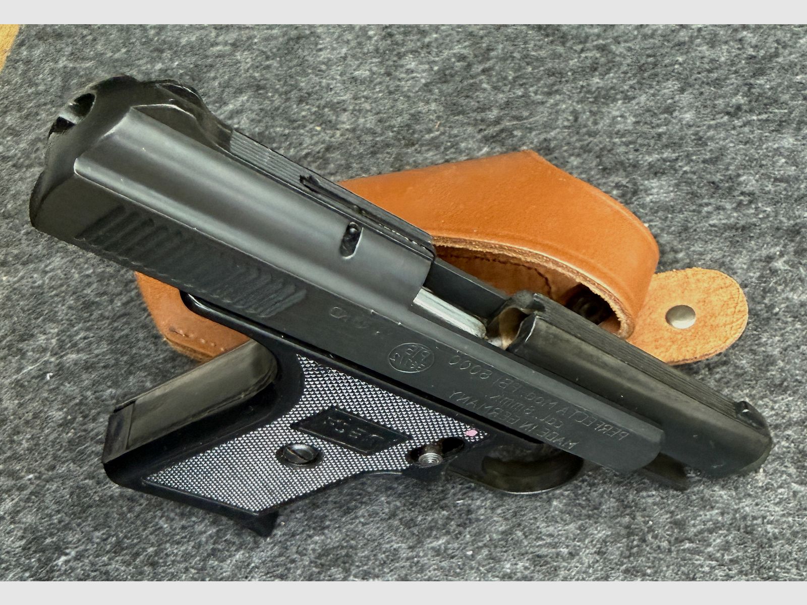 Reck Perfecta FBI 8000, PTB-Nummer 387/2 aus dem Jahr 1994 mit Original-Karton, Anleitung, Rechnung und Holster