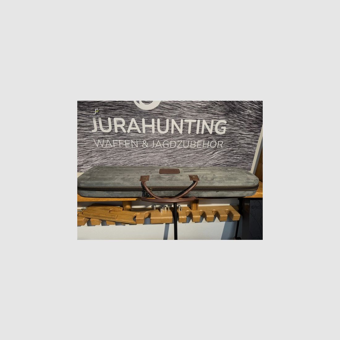 Akkar Churchill 206E Linkshänder