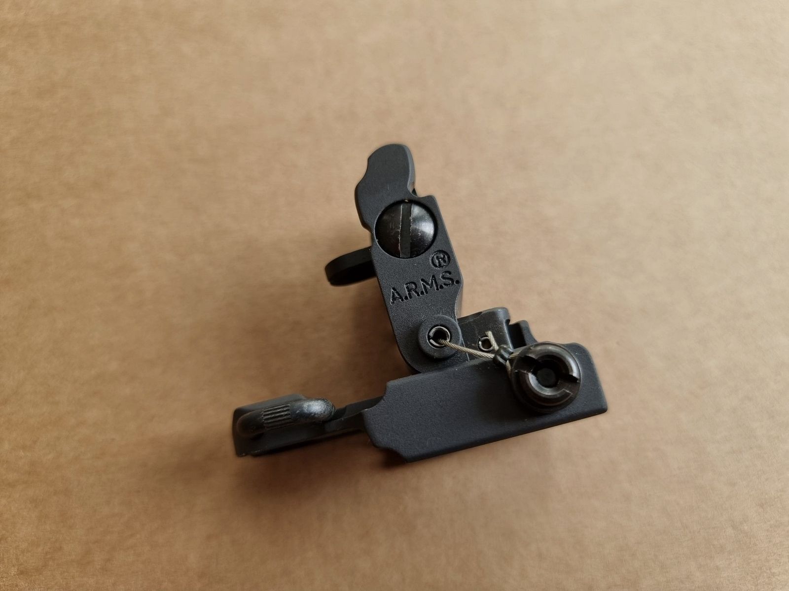 *RARA* A.R.M.S. - Sistema de riel #50-C con miras de gas plegables #41-BL y miras traseras #40-L - AR15 de los 2000