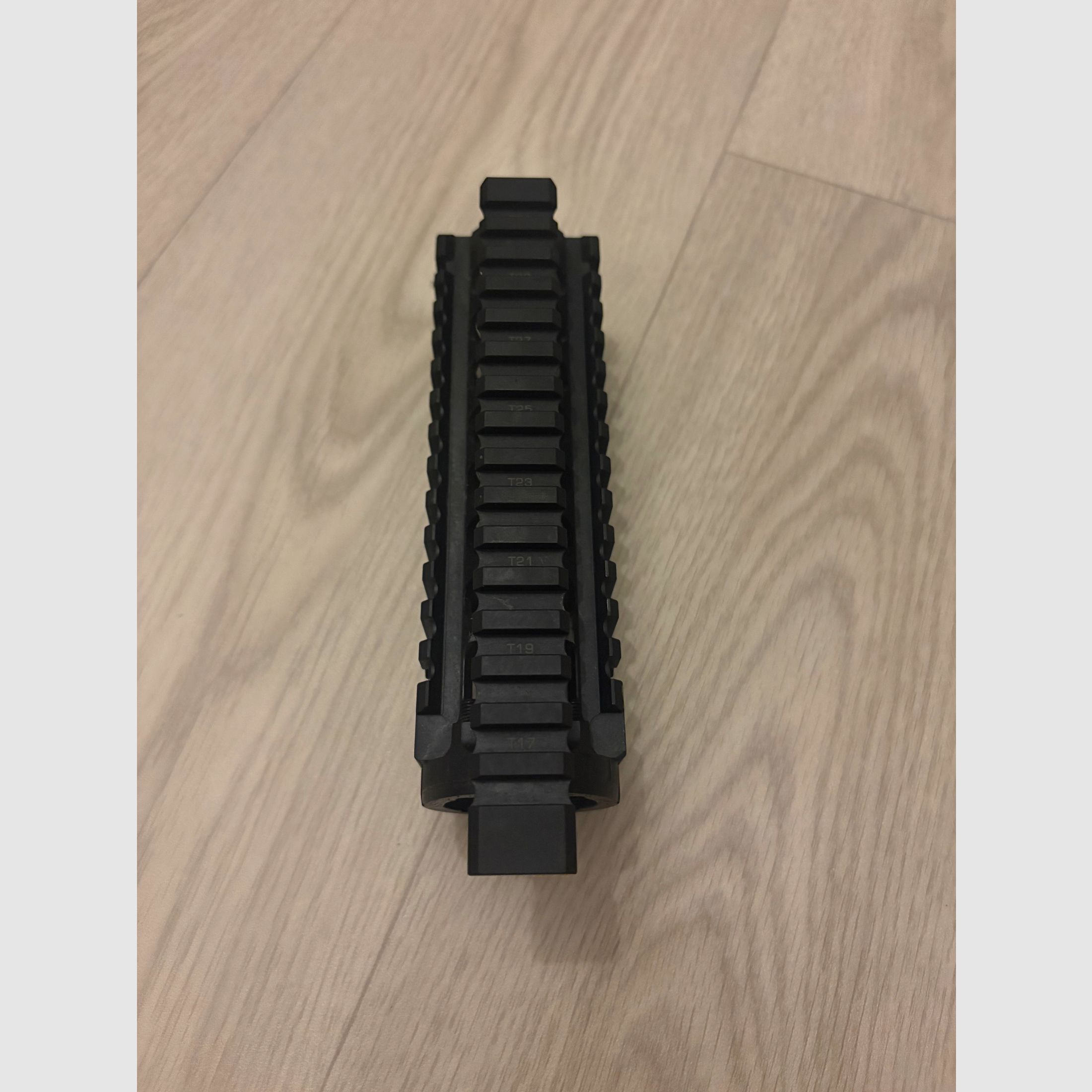 Daniel Defense Omega Rail 7 / Handschutz, Handguard AR15/M4