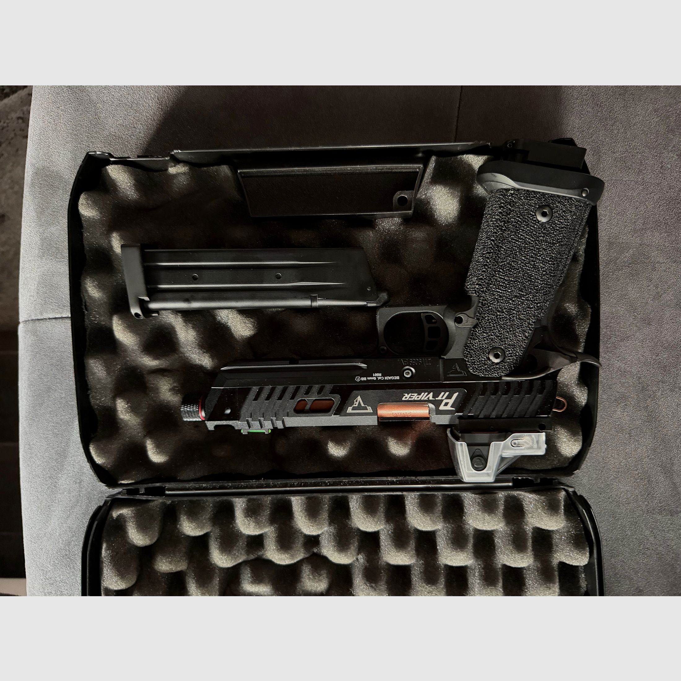 ARMY ARMAMENT TTI PIT VIPER (R601) HICAPA GBB "CNC, BEGADI UPGRADE VERSION" -SCHWARZ