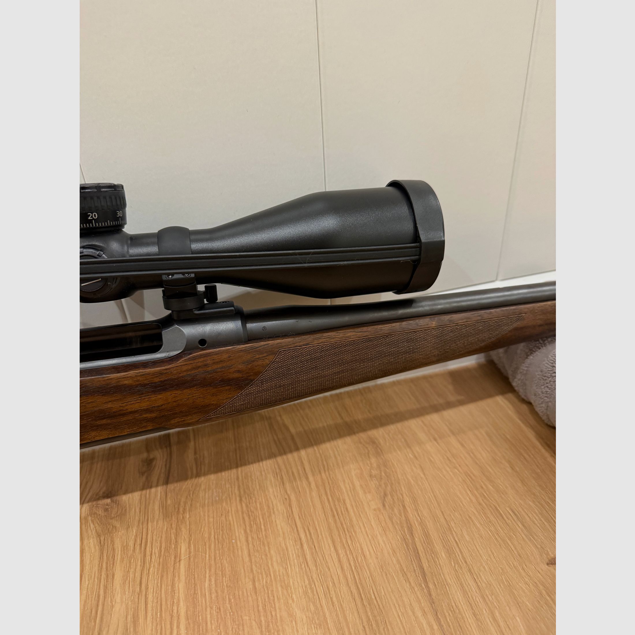 Sauer 101 Artemis .308 Win, mit Zielfernrohr Zeiss Victory HT 3-12x56, Schalldämpfer A-TEC 119 HERTZ