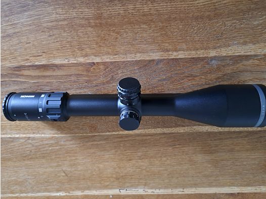 Zielfernrohr Minox 15x56