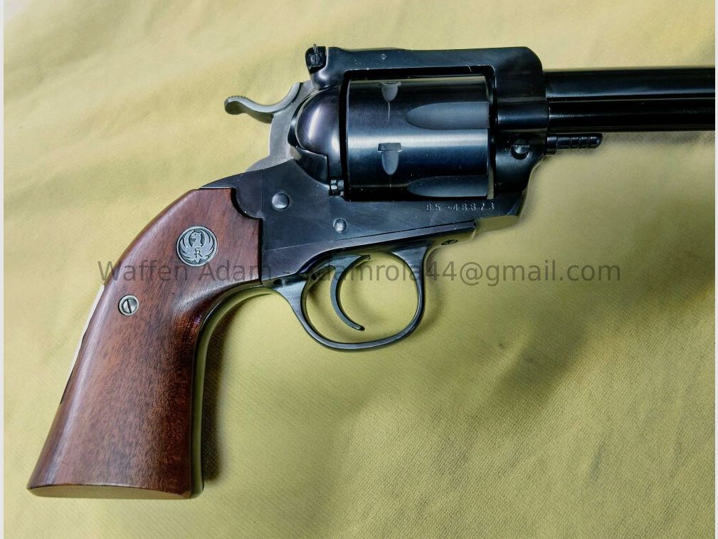 Sturm. Ruger & Company INC , Southport Conn. USA Bisley Blackhawk