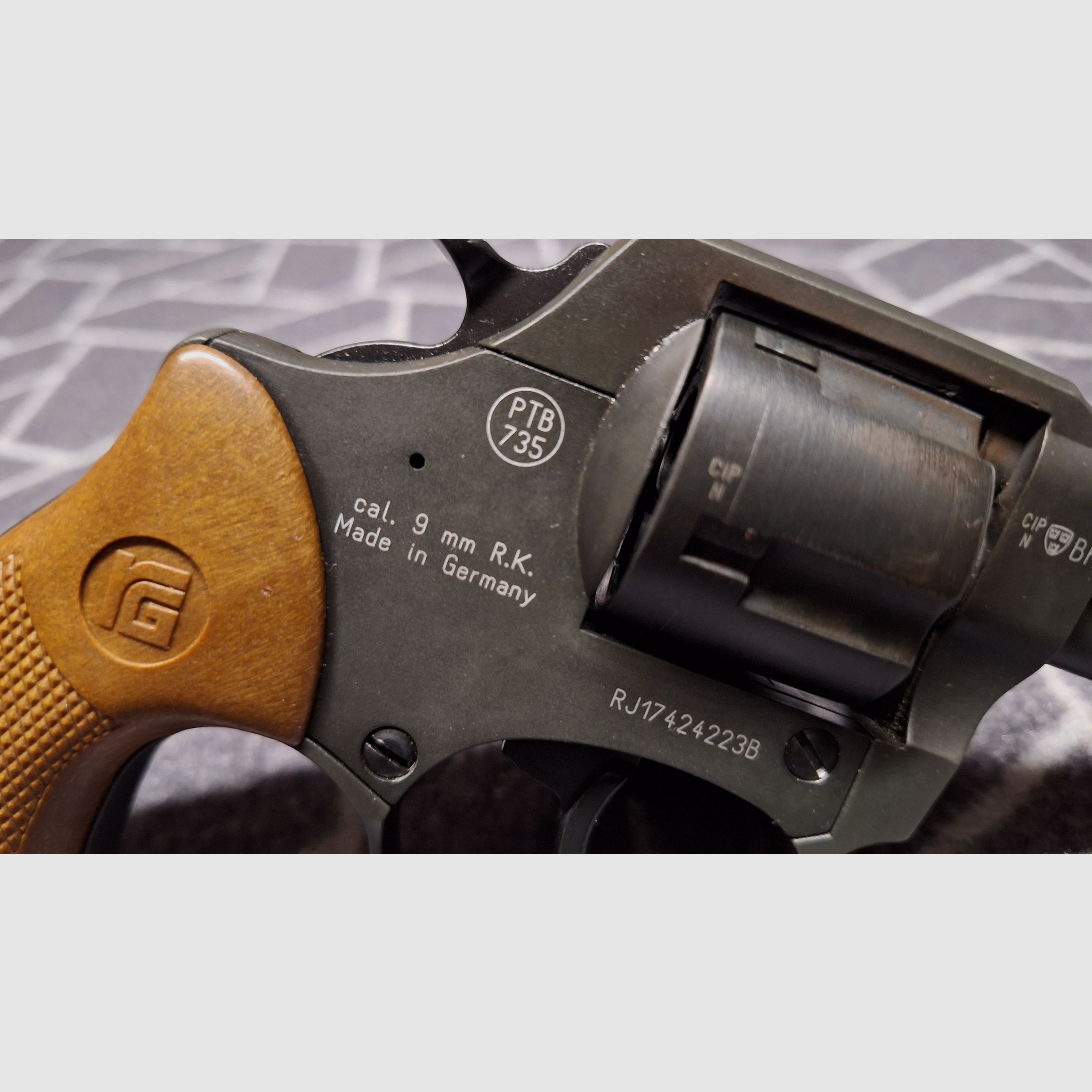 Röhm RG 59 Il piccolo revolver a salve brunito 9mm R.K. COME NUOVO!