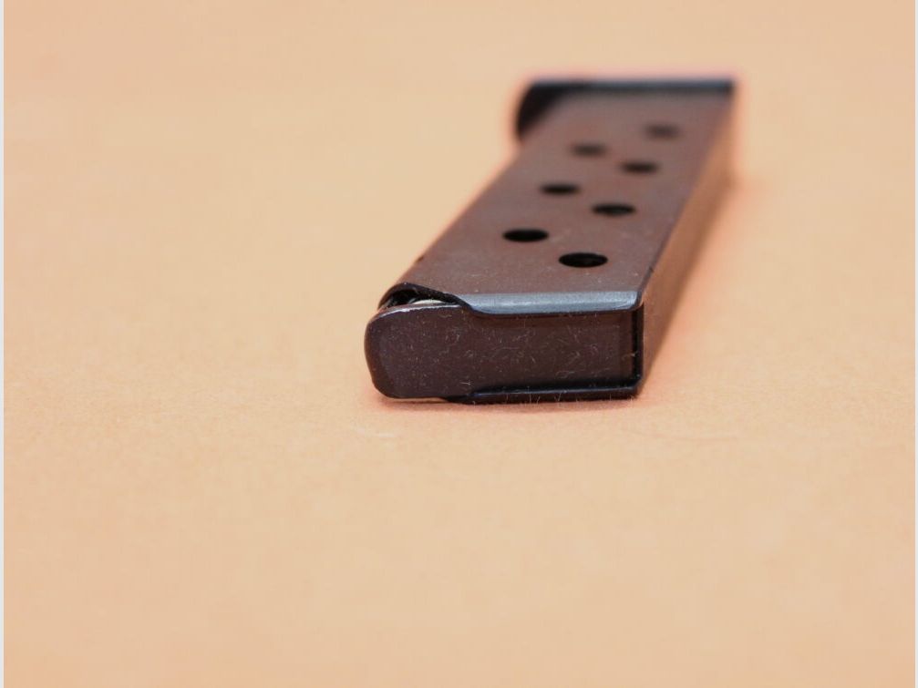 DDR SURPLUS Walther PP: Magazine DDR 0/1001 8-schots geblauwde zonder magazijnhuls 7,65mm Browning