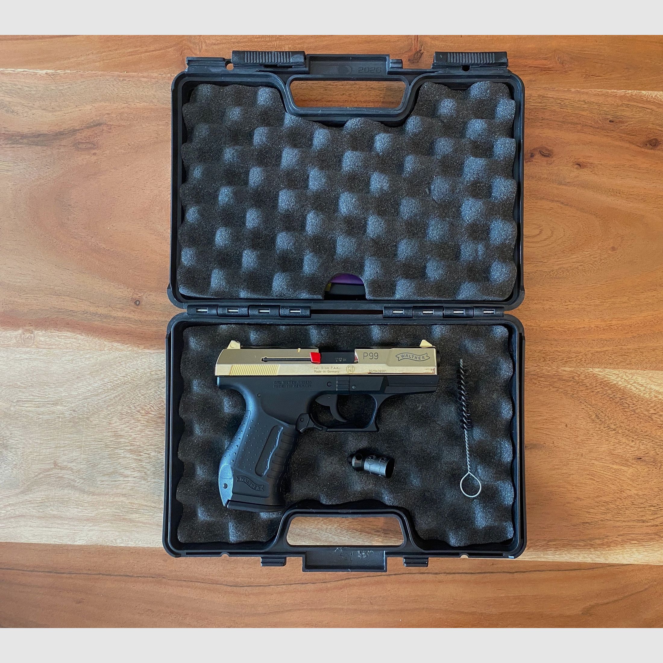 Walther P99 9mm P.A.K Sonderedition Gold