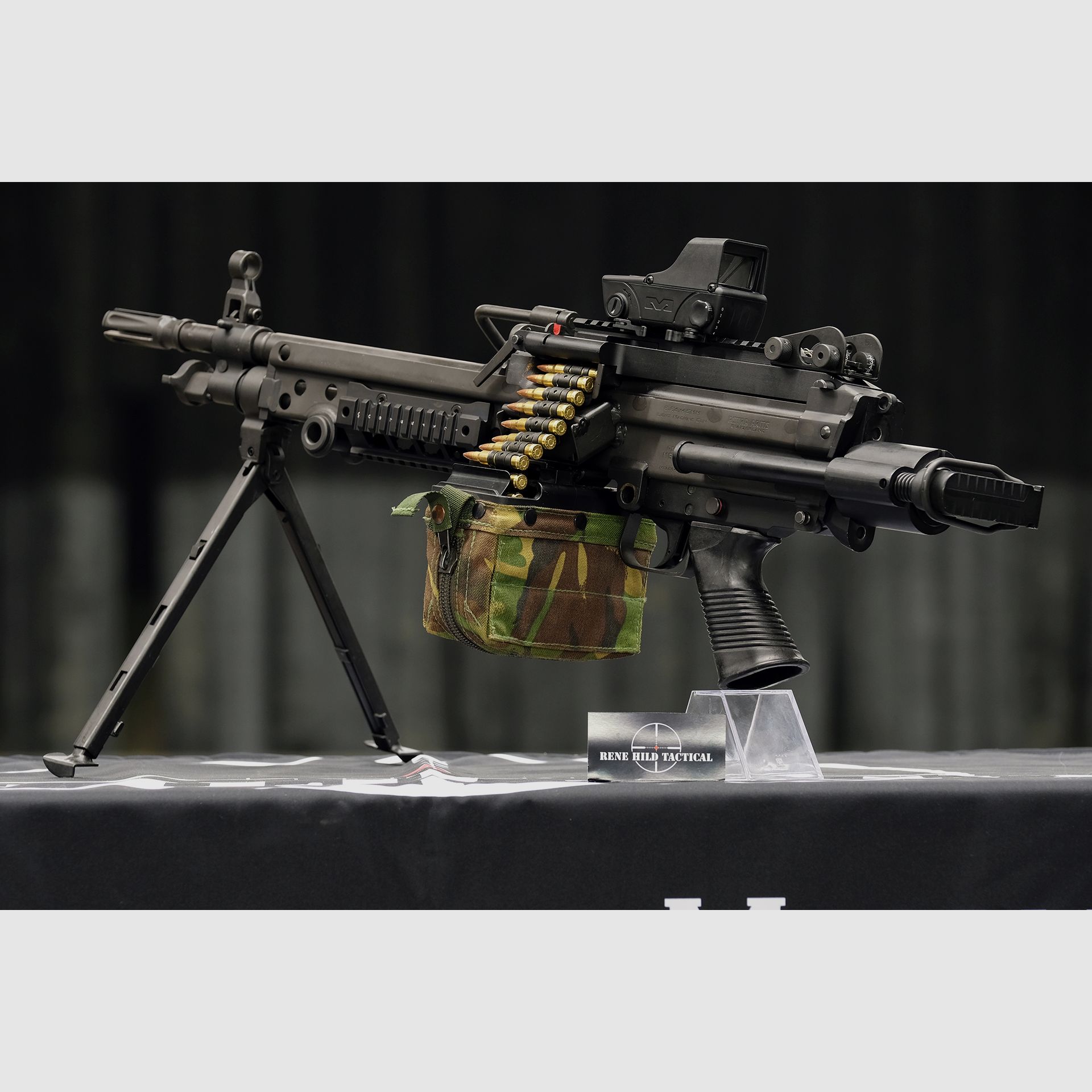 Astra Arms MG553, image 5 sur 7