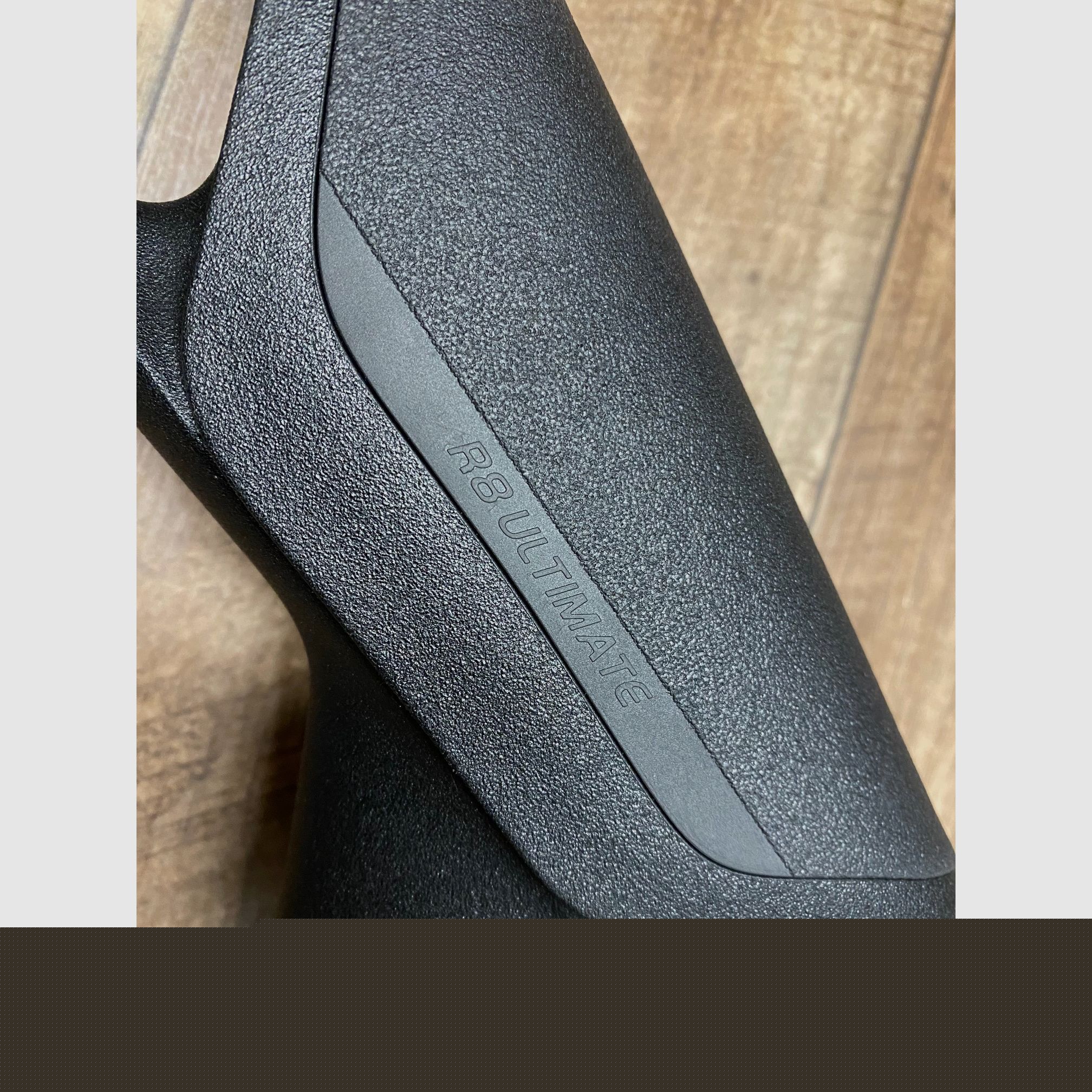 Blaser R8 Ultimate Sonderfarbe SCHWARZ   8x57IS  LL 52 cm M15x1   Sofort lieferbar
