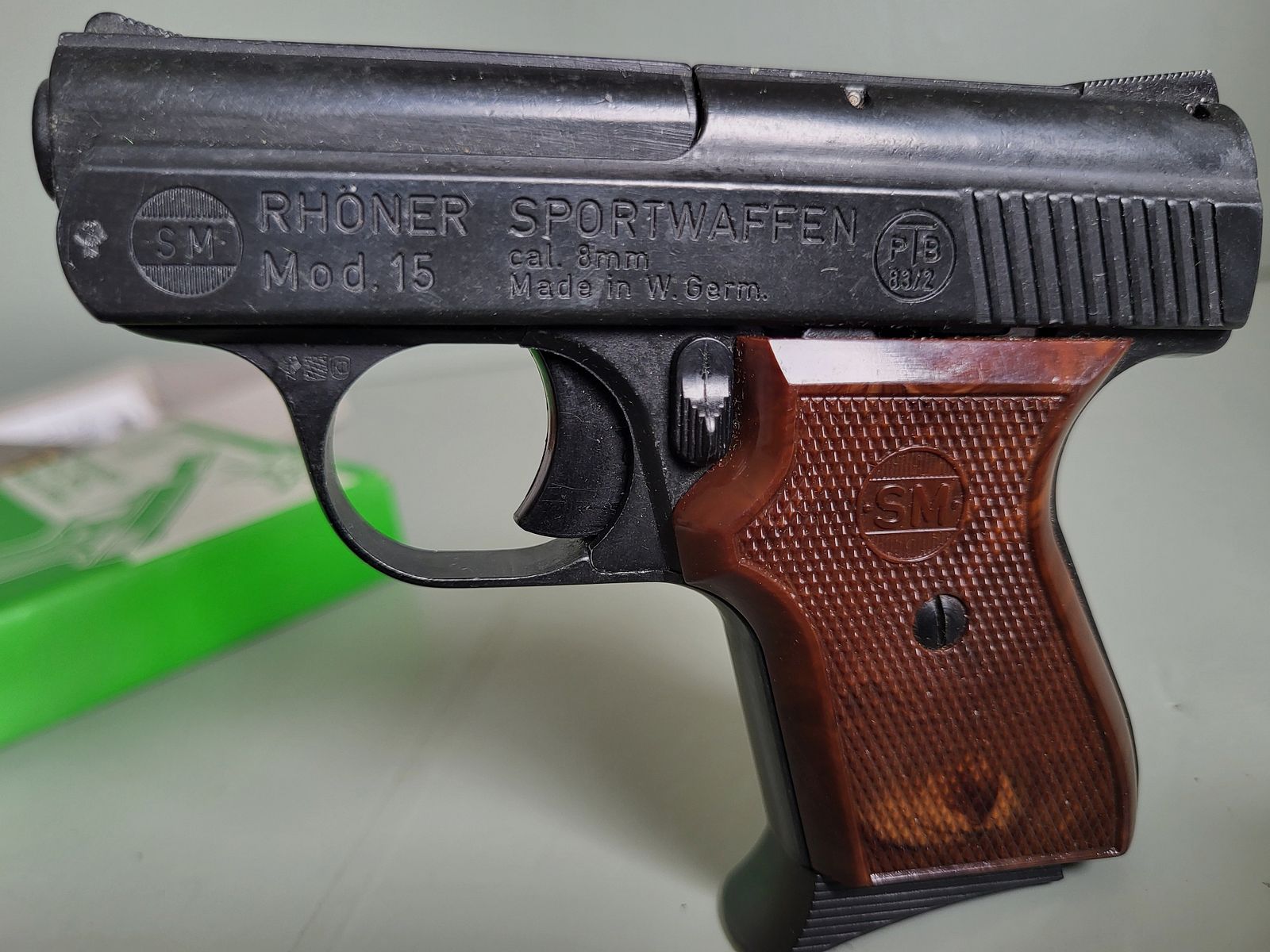 Pistola - Rhöner Mod. 15 arma deportiva - W. Alemania 1983 año - Completo