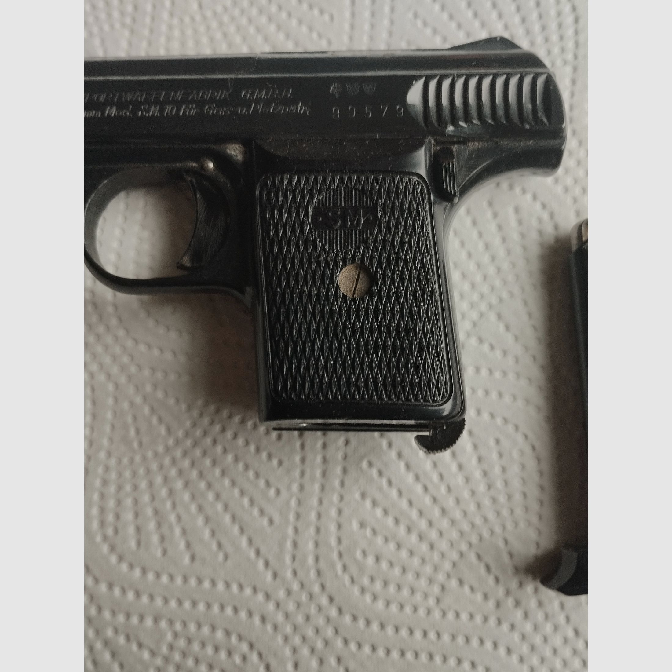 Röhner SM 10   Gas und Schreckschuss Pistole 8 mm 