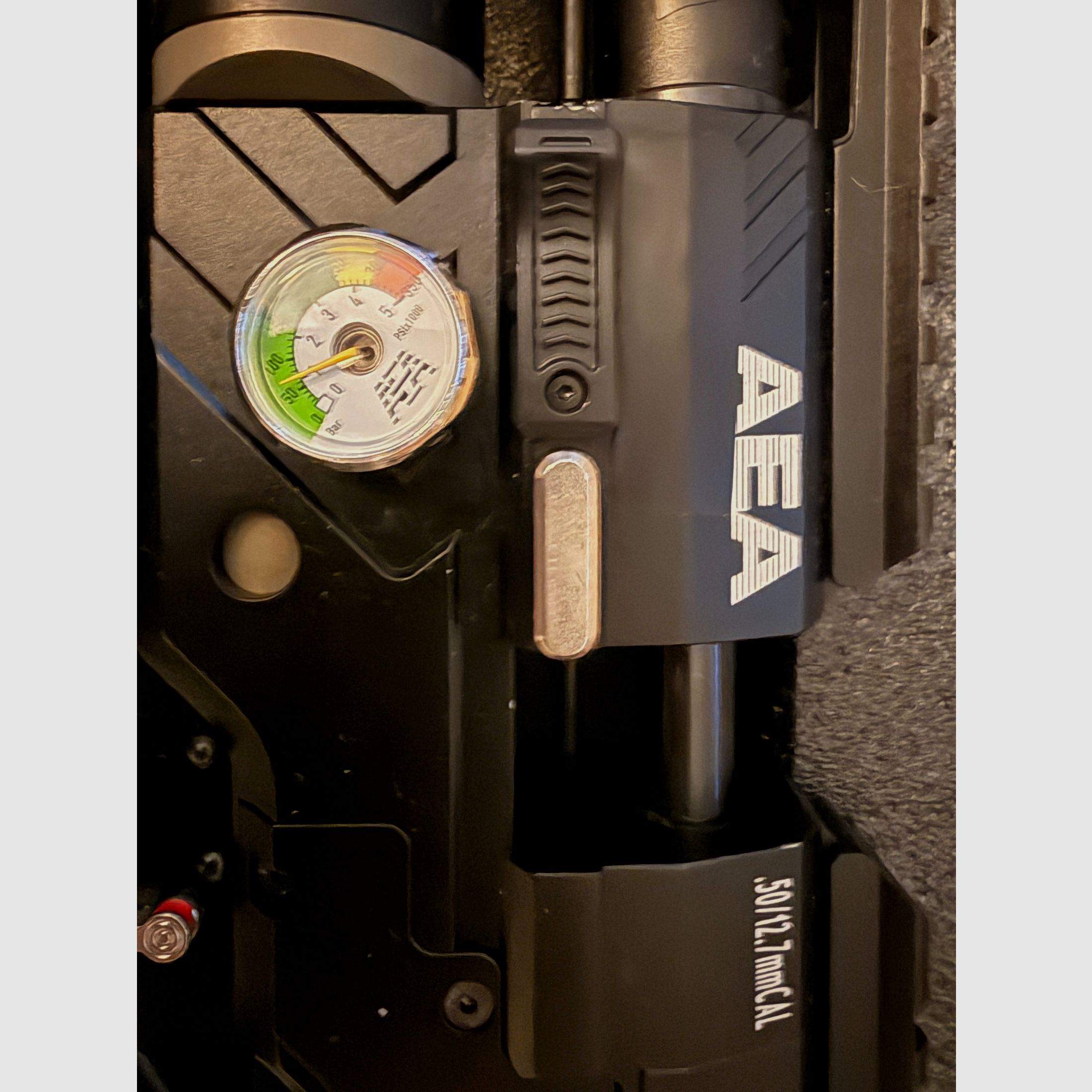 AEA Megalodon – État impeccable + accessoires complets