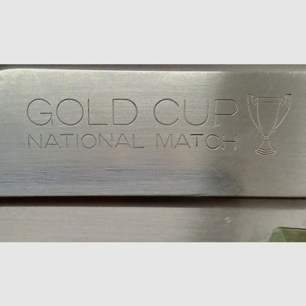 Pistolet Colt Gold Cup National Match .45 Auto, Acier inoxydable, 