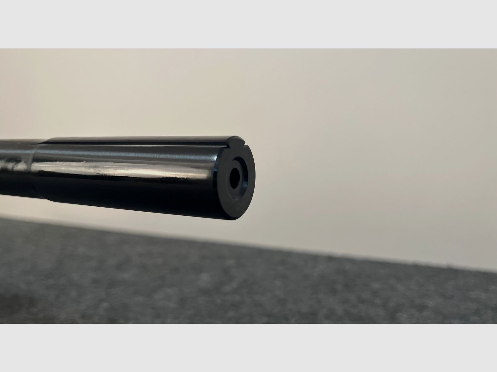 Anschütz 1761 APR Longue portée avec détente fine de match (350 – 1.500 grammes)