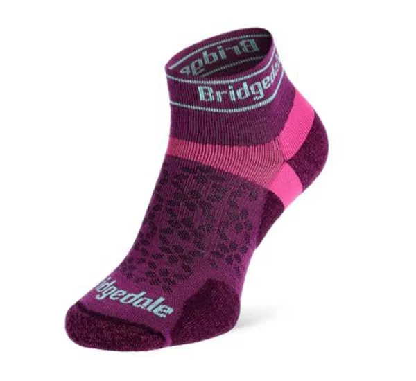 Skarpety damskie BRIDGEDALE Ultralight T2 Merino Sport Low - damson