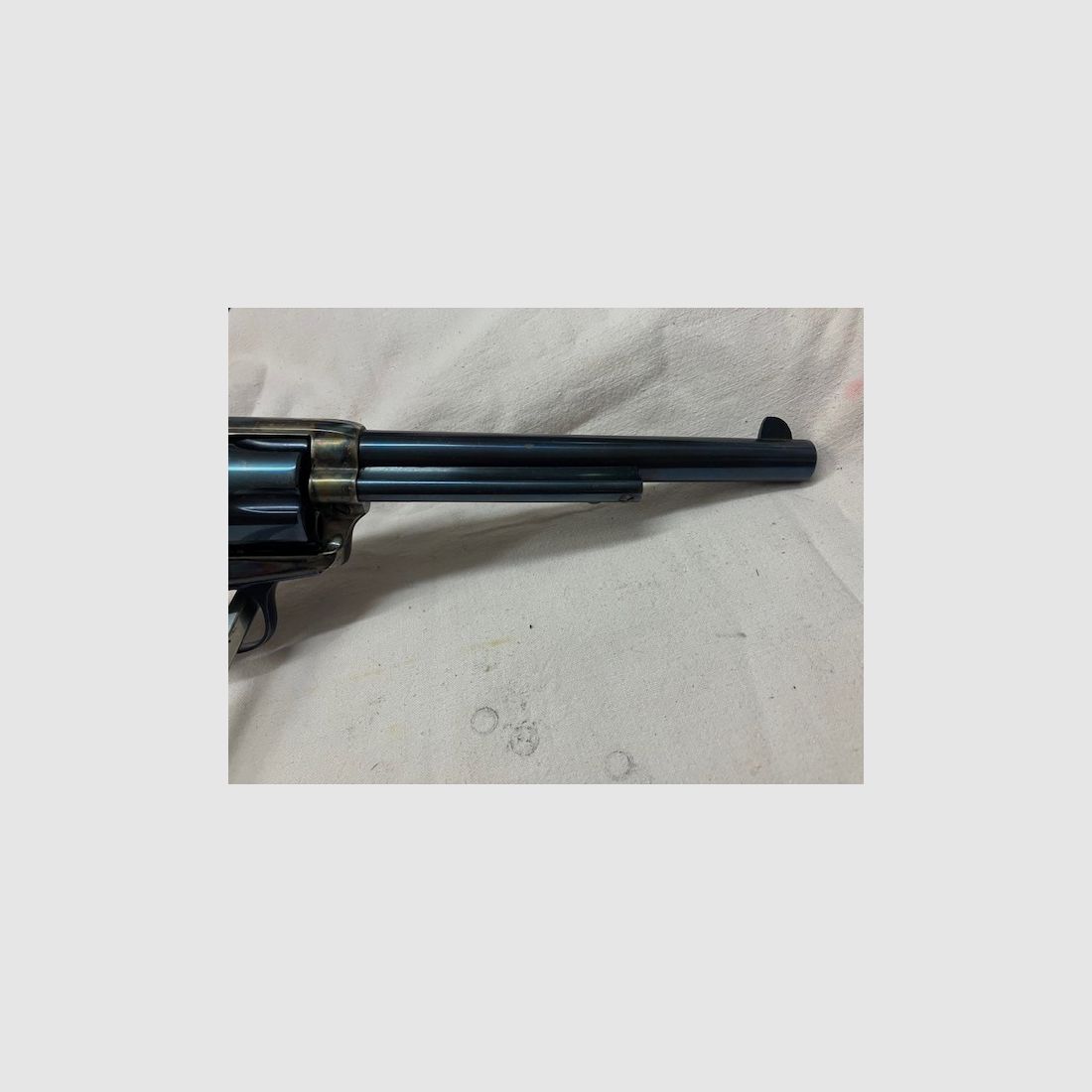 Raridad "HEGE Mod. Army 1873, Cal. .45 corto Knall" Raridad