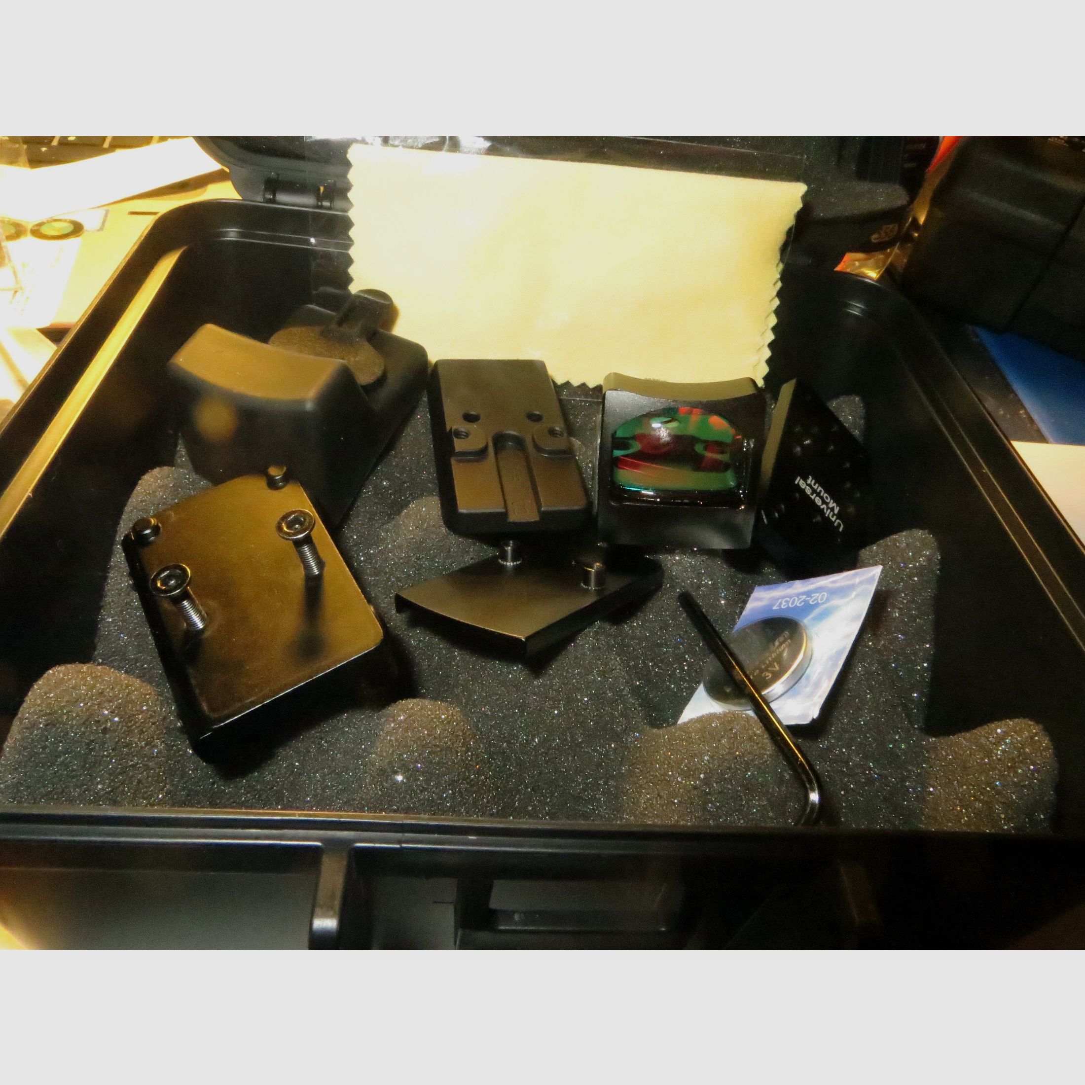 Leuchtpunktvisier TRIJICON  RM 07 RMR 6MOA mit verschiedene Foodprints