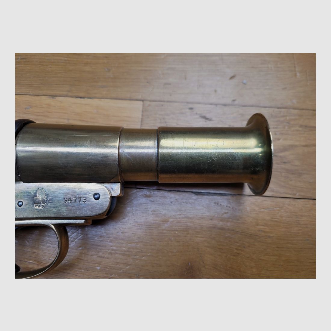 Schöner Pistolensignalgeber Webley & Scott No.1 Mk III* – Kaliber 4 oder 26,5mm – Modell 1916 – 1. und 2. Weltkrieg – Waffe von 1918 – 100% Messing – schöne Stempel – sehr guter Zustand!, Bild 19 von 19