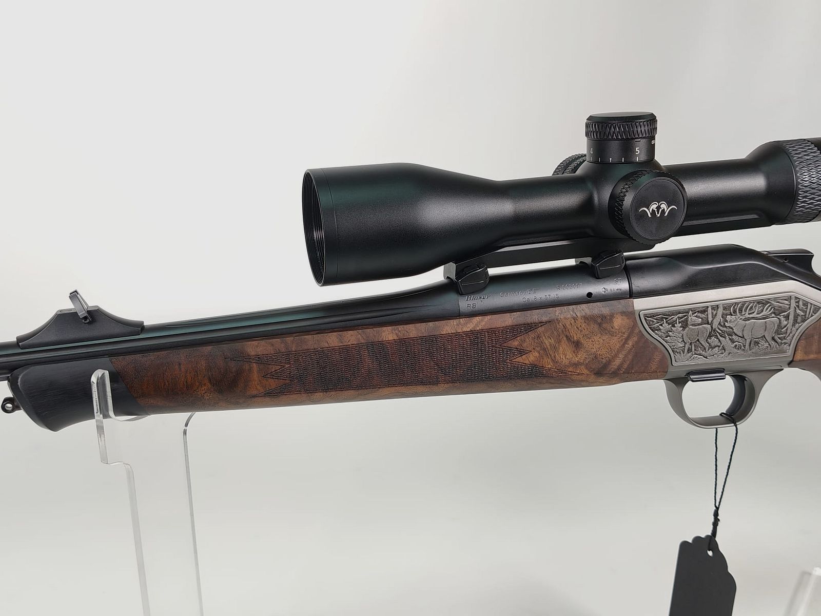 Blaser R8 Luxus 8x57 IS – houtklasse 5, geprofileerde barrel en nieuwe Blaser B2 3–18x50 iC, afbeelding 5 van 10