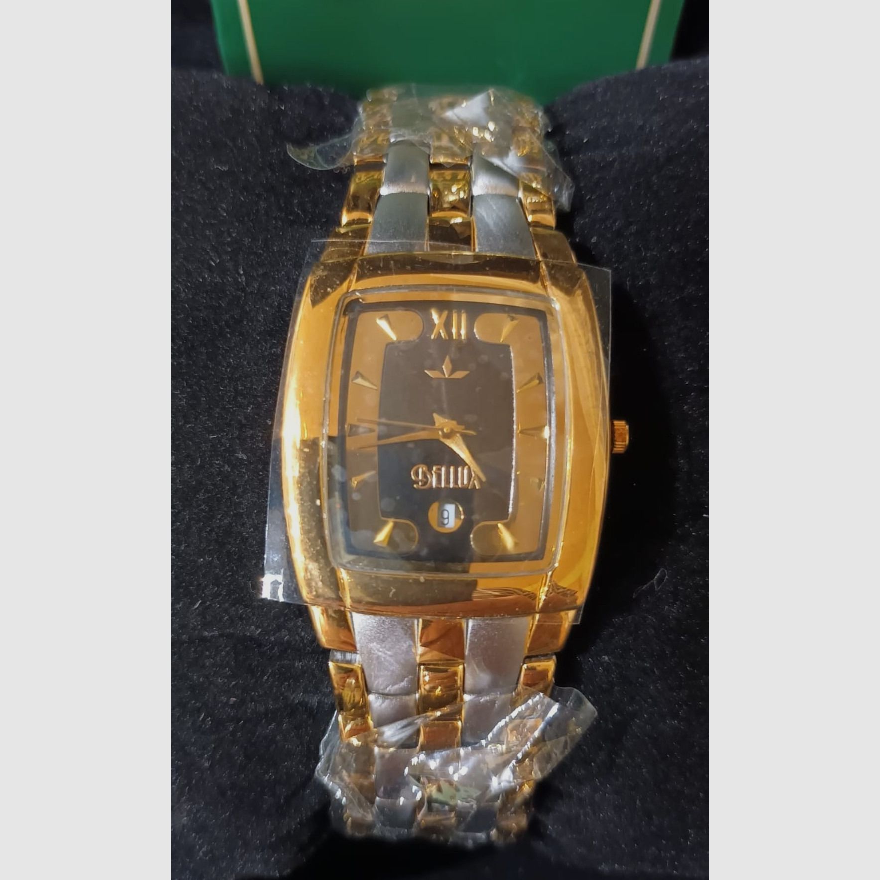 Montre pour hommes et femmes, plaqué or 23 K, date