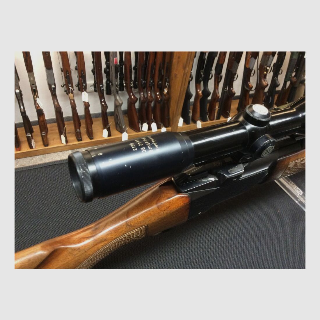 ZBROJOVKA BRNO	 12/70;7x57R