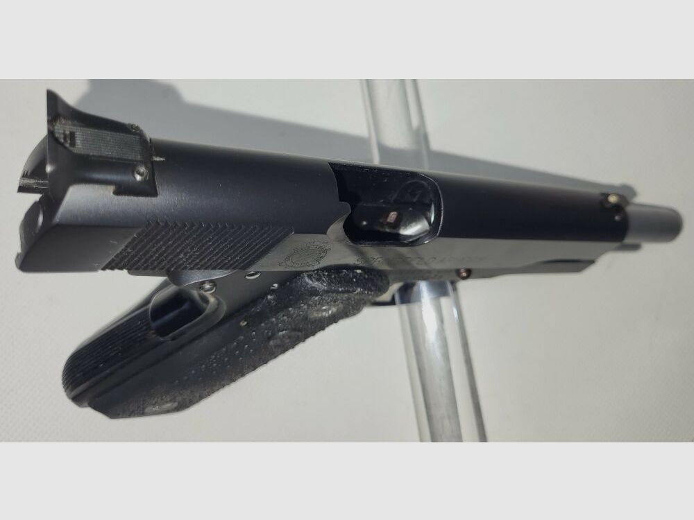 Weapons Oschatz Springfield 1911