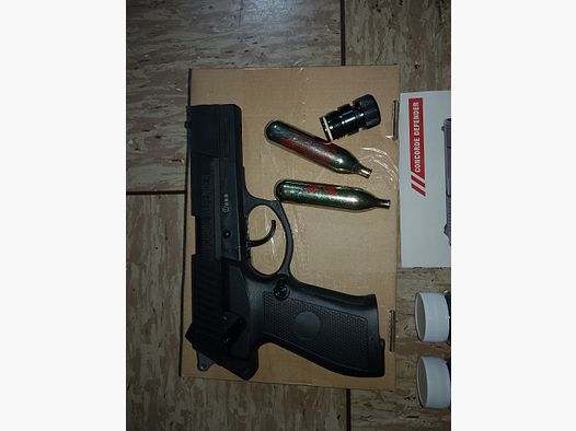 New Concord Defender cal .50 marker RAM with 2 cans of rubber balls CO2 capsules set manual