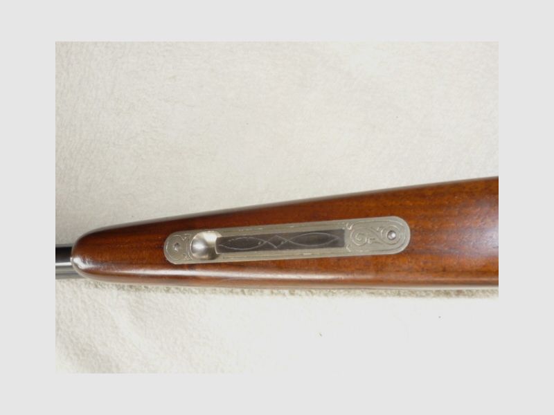 Blaser BBF 700 z zestawem matryc RCBS