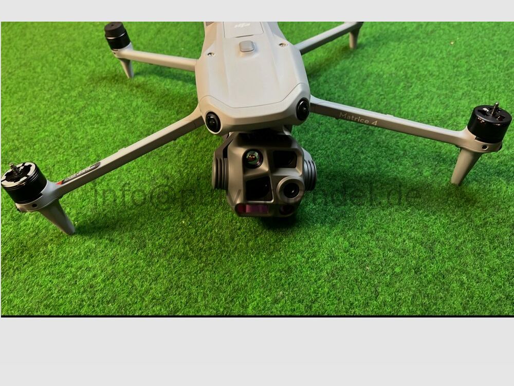 Dron Matrice 4 T DJI en maletín set completo NUEVO 60% de financiación posible DJI Matrice 4T (incl. 12 meses de DJI Care Enterprise Plus)