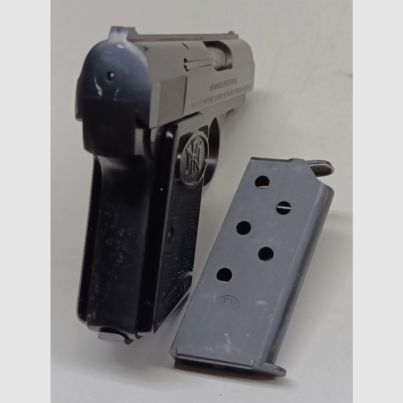 FN - Fabrique Nationale D`Armes De Guerre - Herstal - Belgique Mod. Baby