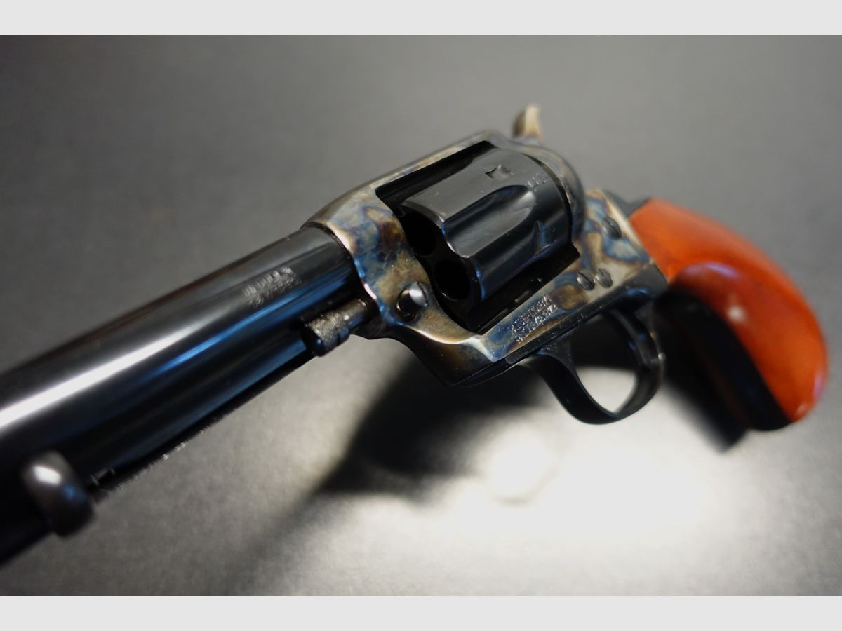 Uberti 1873 Stallion “LIGHTNING”, afbeelding 4 van 5
