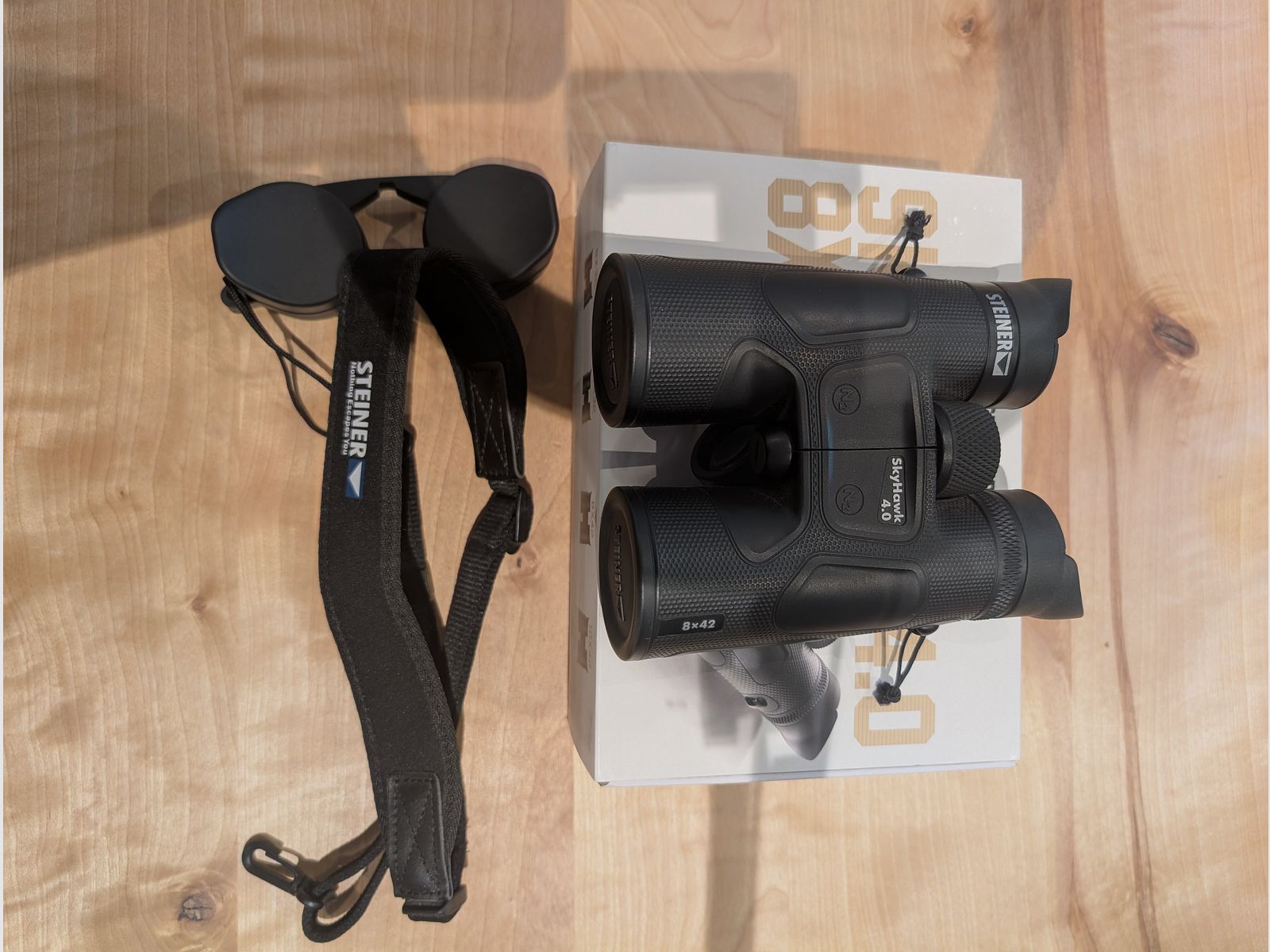 Steiner Skyhawk 4.0 8x42 binoculars
