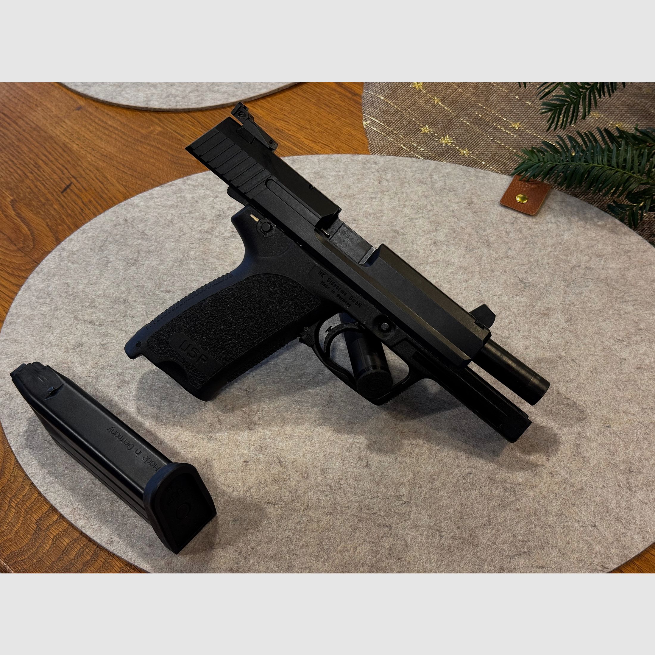 Heckler & Koch Pistole USP Custom Sport .45ACP