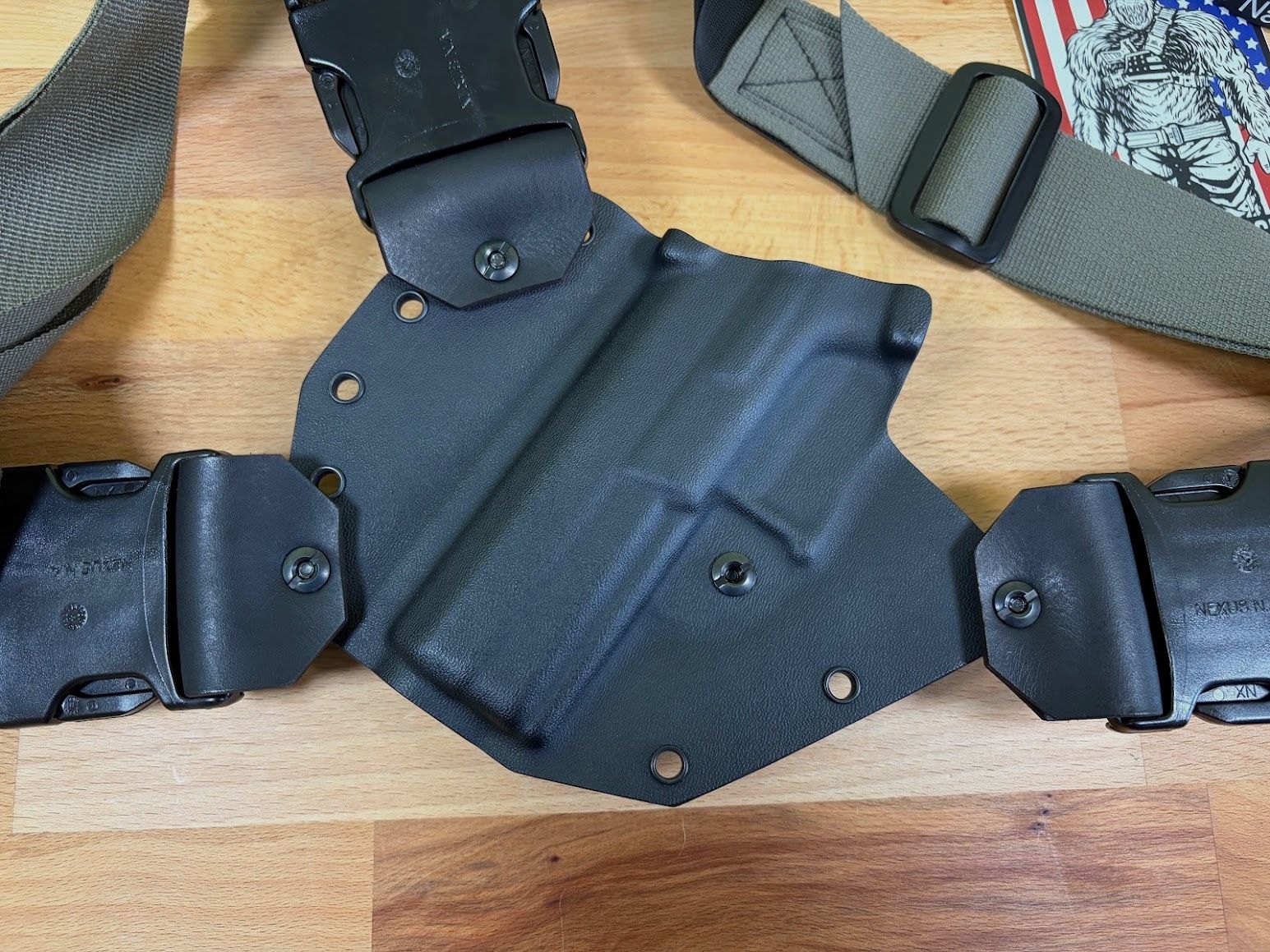 RECON Chest Holster - voor CZ-P10 F (C/SC) van Invader Concepts