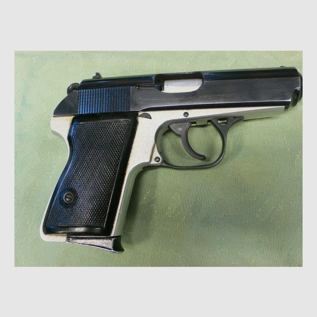 FEG R61