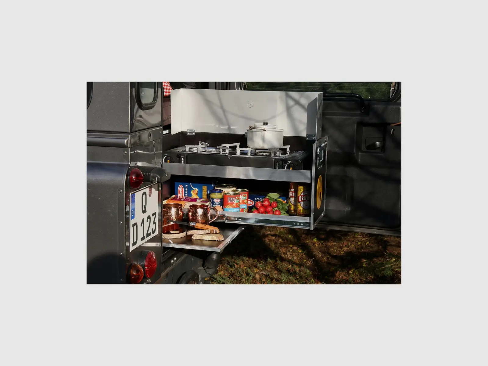 QUQUQ D-Box Camping Box for Land Rover Defender 110, image 2 of 4