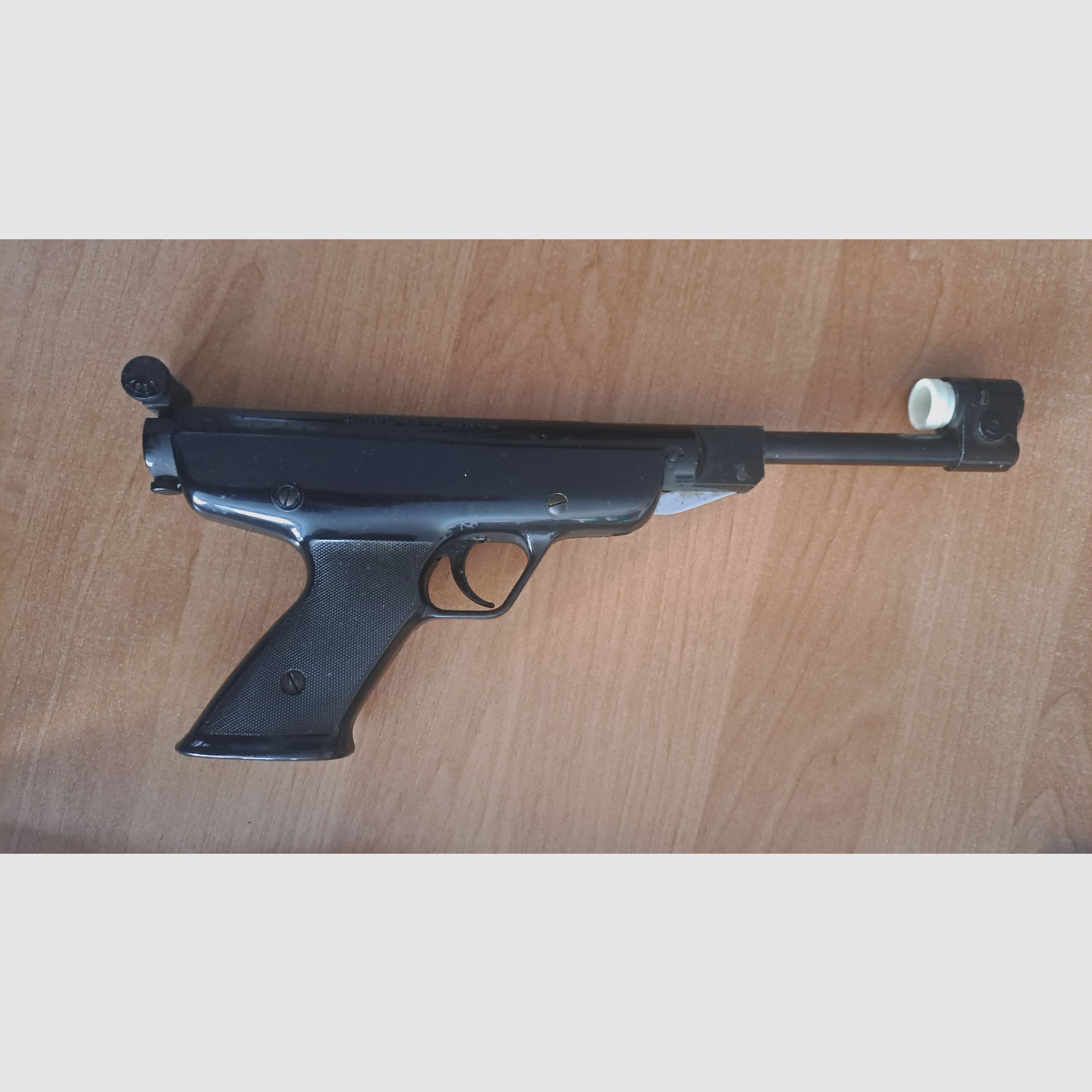 Manu-Arm Luftpistole Kal.: 4,5 mm (Defekt)