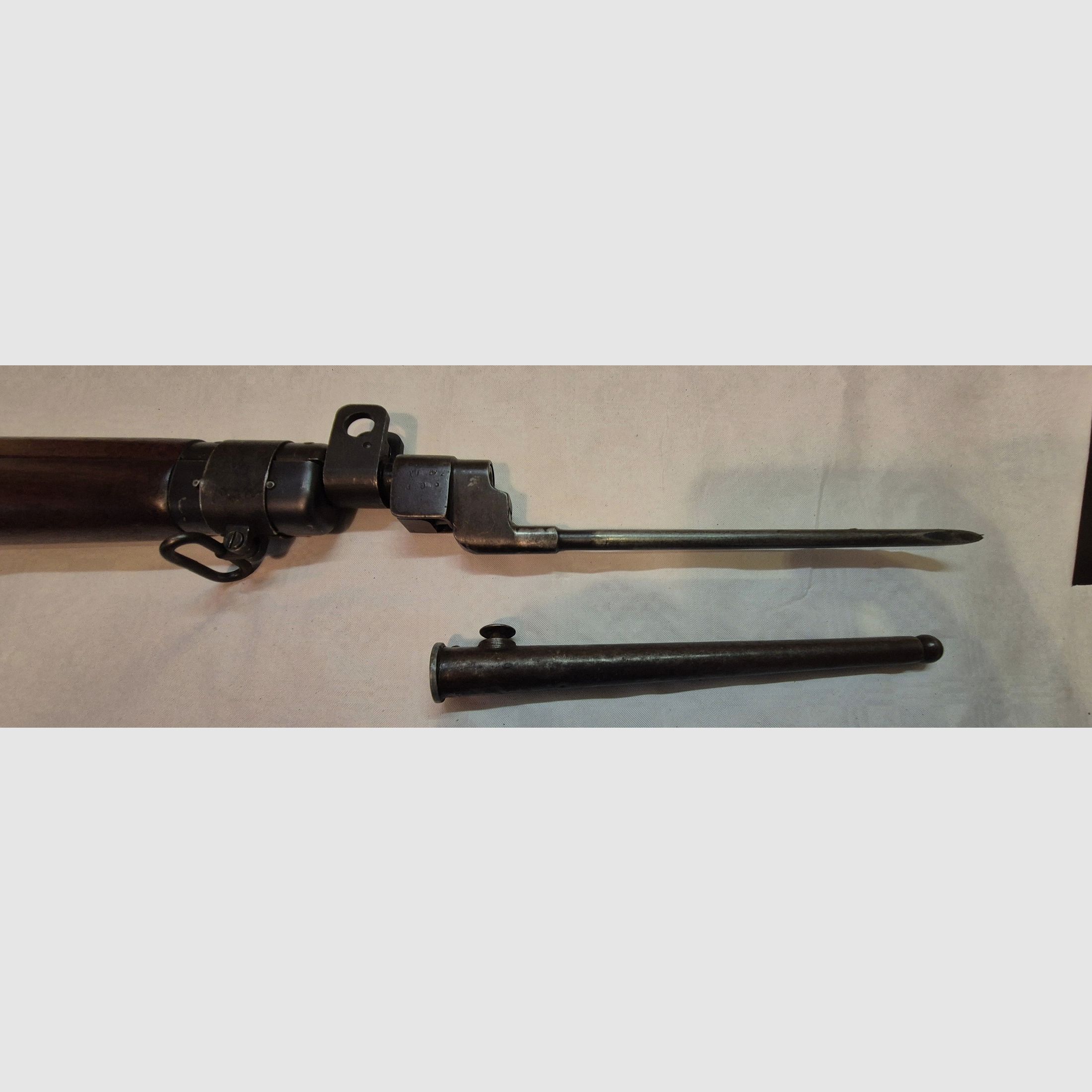 Lee Enfield No. 4 Mk. 1 *, Kaliber .303 Brit., Mehrlader/Repetierer.