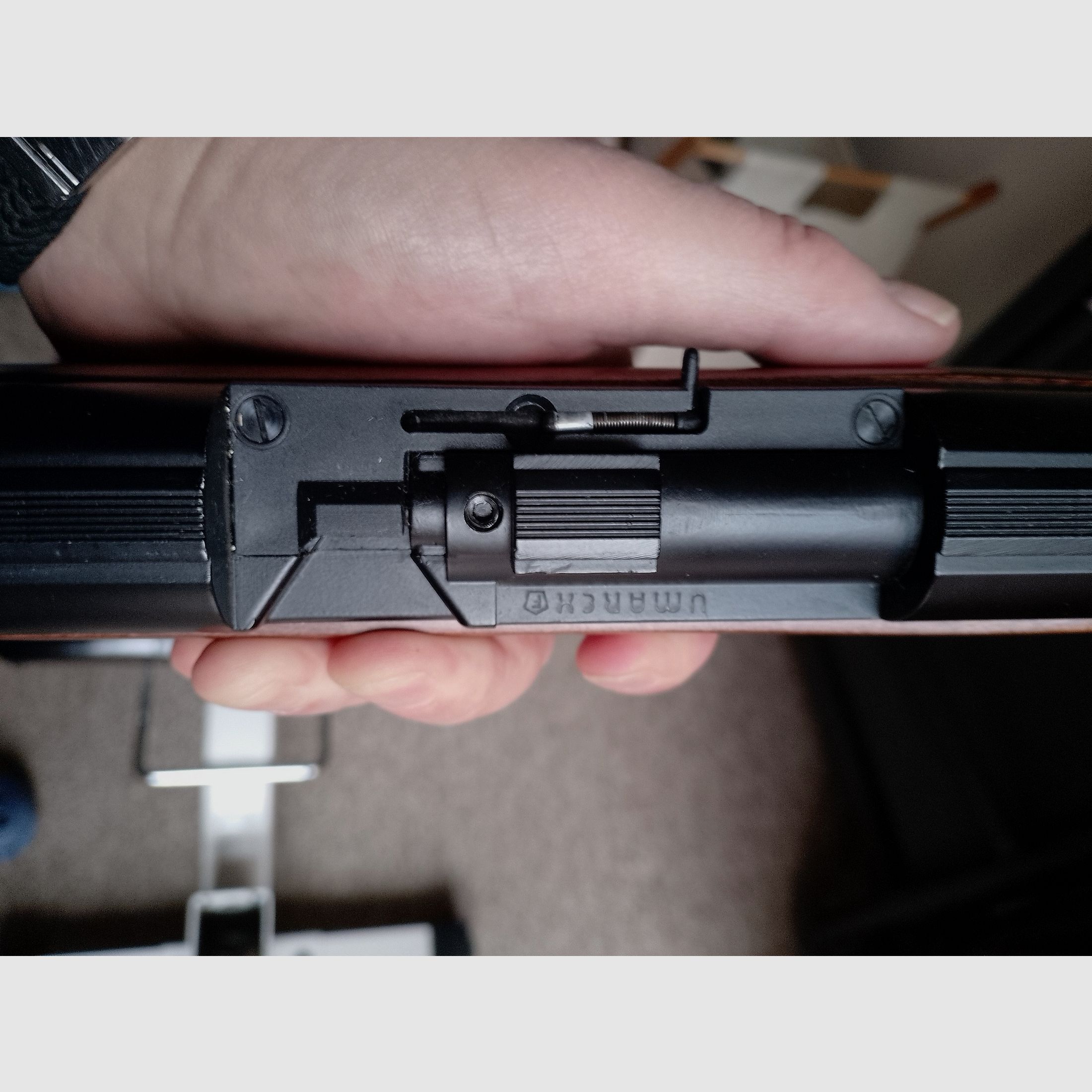 Luftgewehre 1x Haenel Sport Model 49a Cal. 4,4 und 1x  Umarex Podium CO2 Rifle Cal. 4,5