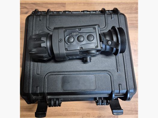 Nitehog Chamäleon Plus thermal imaging attachment