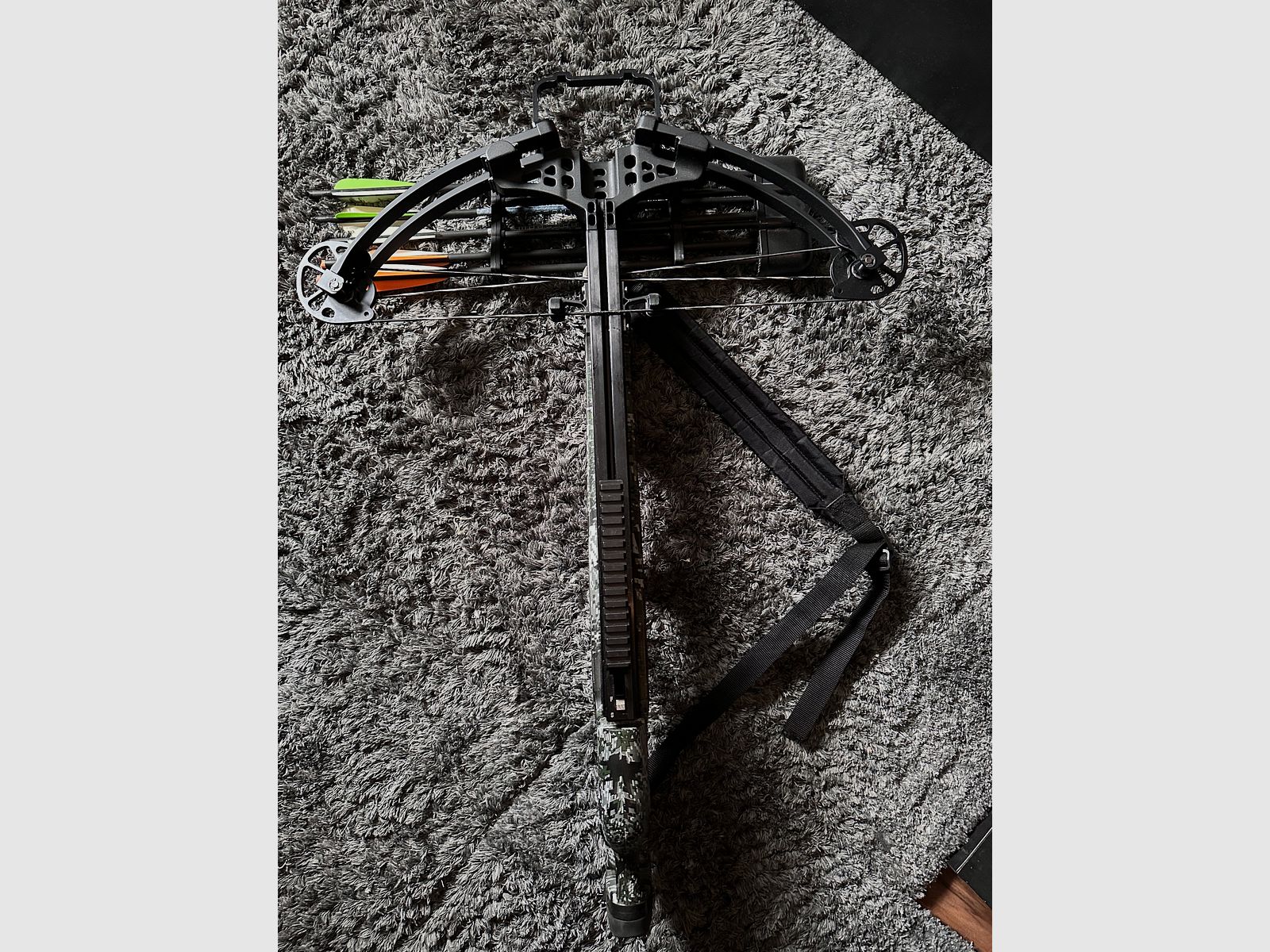 Stryker Strykezone 380 the walking dead armbrust